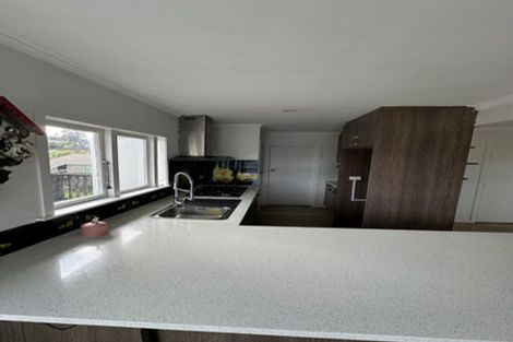 Photo of property in 19 Camelot Place, Glenfield, Auckland, 0629