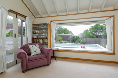 Photo of property in 19 Tauroa Road, Havelock North, 4130