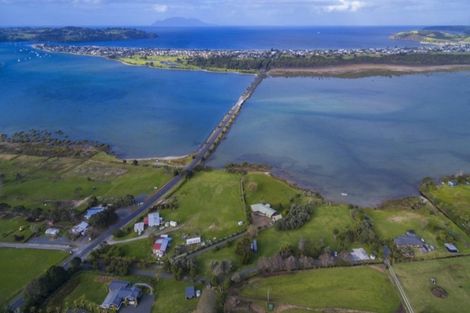 Photo of property in 324 Omaha Flats Road, Tawharanui Peninsula, Warkworth, 0986