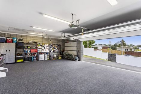 Photo of property in 13 Lanigan Street, Birkdale, Auckland, 0626
