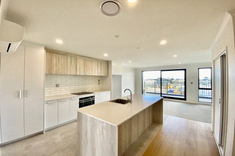 Photo of property in 3/1 Aperira Lane, Wiri, Auckland, 2104