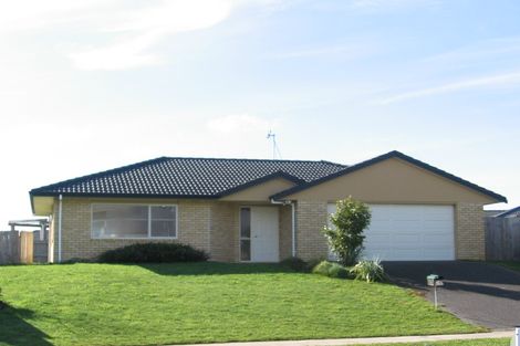 Photo of property in 14 Nottingham Drive, Hamilton East, Hamilton, 3216