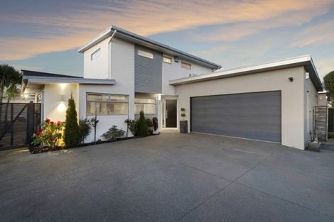 Photo of property in 27 Clare Road, St Albans, Christchurch, 8014