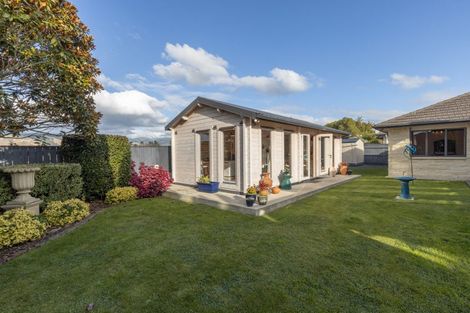 Photo of property in 60 Easton Way, Levin, 5510