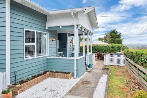 Photo of property in 29 Rimu Street, Helensville, 0800