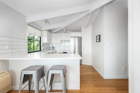 Photo of property in 3 Aranoni Track, Clifton, Christchurch, 8081