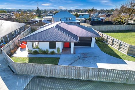 Photo of property in 14a Awahou Place, Foxton, 4814