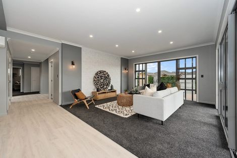 Photo of property in 10 Sydney Place, Flagstaff, Hamilton, 3210