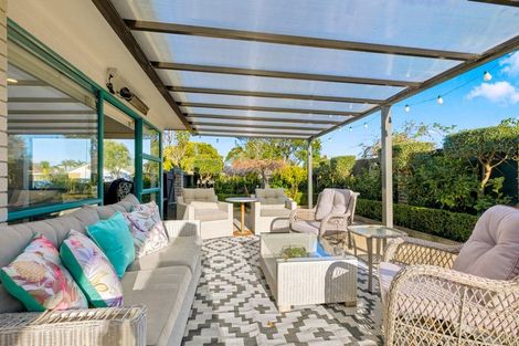 Photo of property in 243 Gloucester Road, Mount Maunganui, 3116