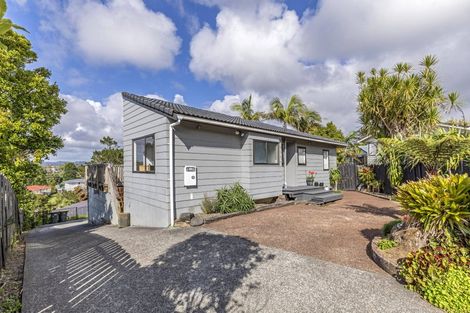 Photo of property in 86 Anich Road, Massey, Auckland, 0614