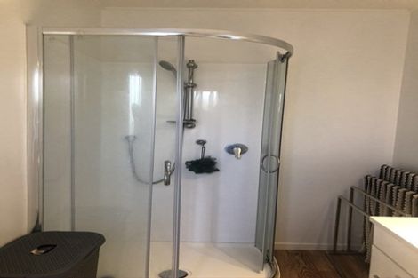 Photo of property in 2/4 Currell Way, Somerville, Auckland, 2014