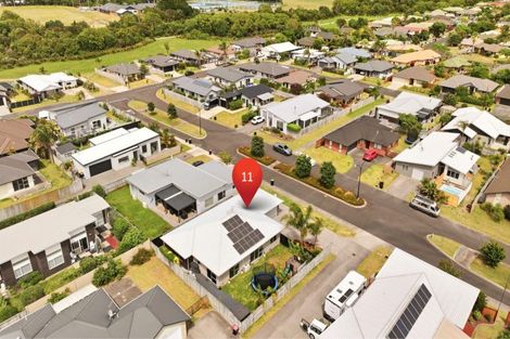 Photo of property in 11 Coutts Street, Papamoa Beach, Papamoa, 3118
