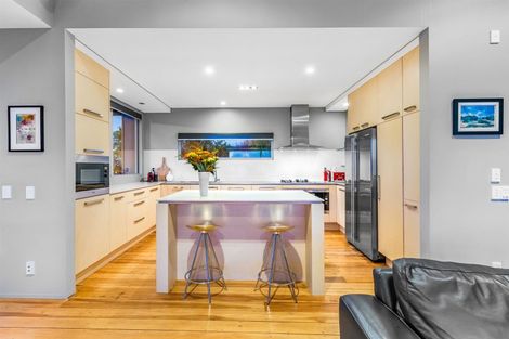 Photo of property in 3 Bath Street, Plimmerton, Porirua, 5026