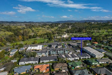 Photo of property in 3/4165 Great North Road, Glen Eden, Auckland, 0602