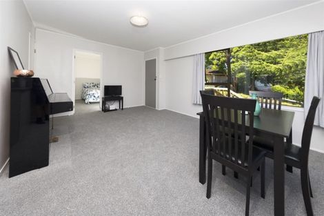 Photo of property in 1/20 Gladys Avenue, Glenfield, Auckland, 0629