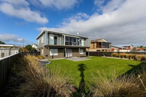 Photo of property in 4 Carver Place, Lynmouth, New Plymouth, 4310