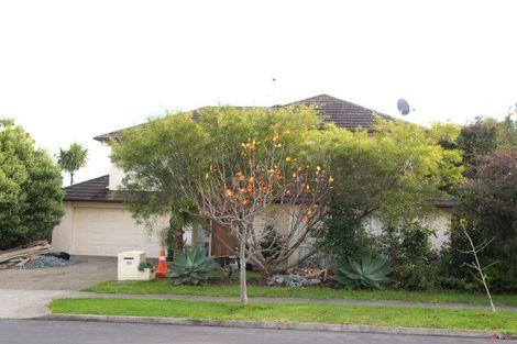 Photo of property in 83 Bob Charles Drive, Golflands, Auckland, 2013