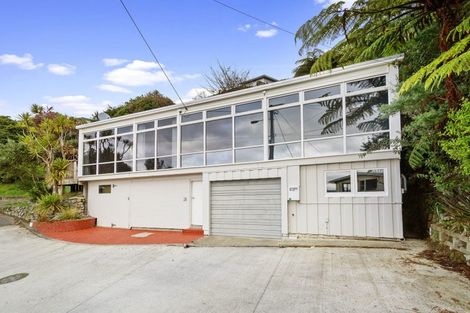 Photo of property in 28 Hollies Crescent, Johnsonville, Wellington, 6037