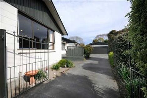 Photo of property in 39 Tintern Avenue, Avonhead, Christchurch, 8042