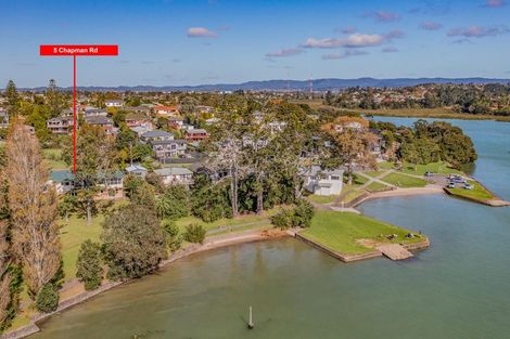 Photo of property in 5 Chapman Road, Te Atatu Peninsula, Auckland, 0610