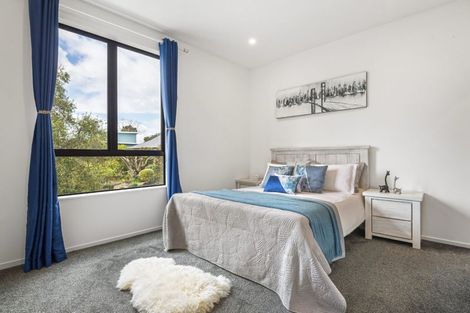 Photo of property in 61a Knights Road, Rothesay Bay, Auckland, 0630