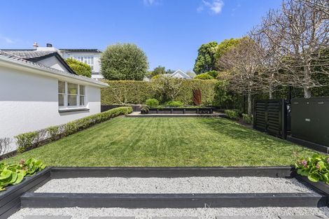 Photo of property in 10 Sentinel Road, Herne Bay, Auckland, 1011