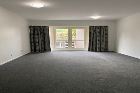 Photo of property in Luxford Villas, 102/72 Herald Street, Berhampore, Wellington, 6023