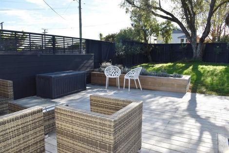 Photo of property in 1/19 Alma Street, Te Atatu South, Auckland, 0610