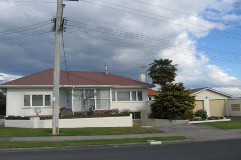 Photo of property in 2 Watling Street, Gate Pa, Tauranga, 3112