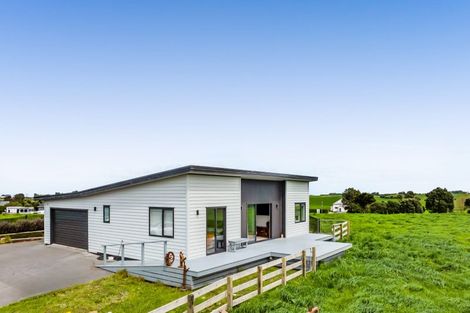 Photo of property in 203 Kakaramea Road, Kakaramea, Patea, 4598