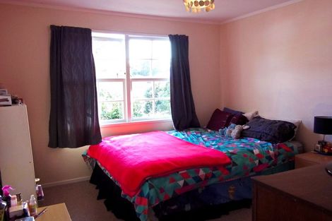 Photo of property in 1/29 Beaudine Avenue, Glenfield, Auckland, 0629