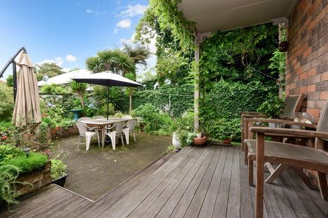 Photo of property in 100 Albert Street, Hamilton East, Hamilton, 3216