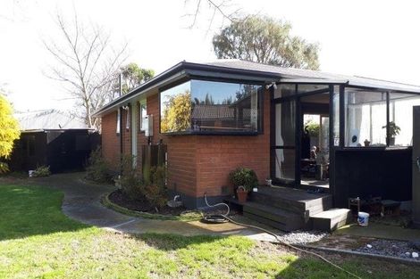 Photo of property in 8 Lomond Place, Woolston, Christchurch, 8062