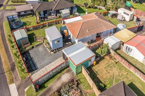 Photo of property in 9 Rata Street, Waiuku, 2123