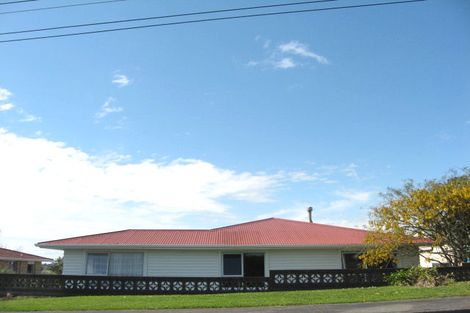 Photo of property in 55 Queens Road, Glen Avon, New Plymouth, 4312