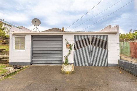 Photo of property in 9 Swiss Avenue, Gonville, Whanganui, 4501