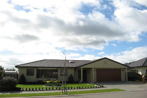 Photo of property in 15 Fairview Place, Havelock North, 4130