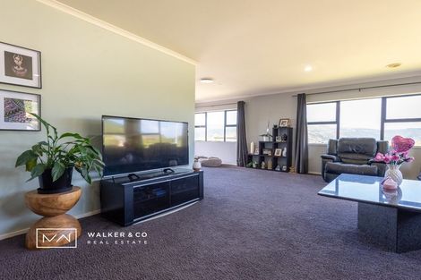 Photo of property in 16 Kirton Drive, Riverstone Terraces, Upper Hutt, 5018