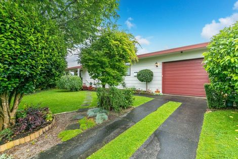 Photo of property in 17 Rigter Place, Enderley, Hamilton, 3214