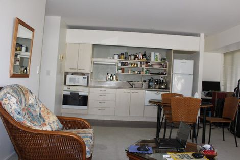 Photo of property in St Peters Apartments, 3a/192 Willis Street, Te Aro, Wellington, 6011