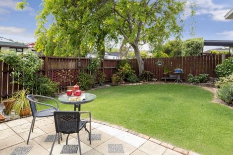 Photo of property in 1/17 Liam Place, Half Moon Bay, Auckland, 2012