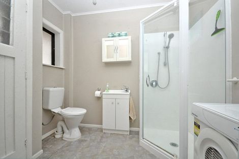 Photo of property in 122 Victoria Street West, Onehunga, Auckland, 1061