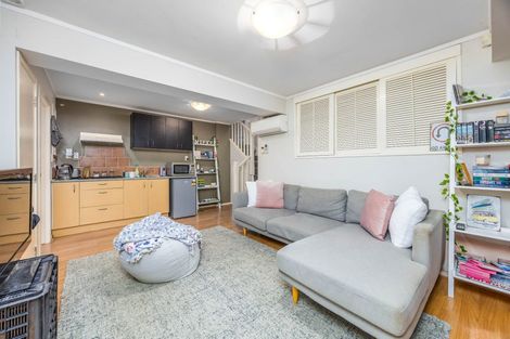 Photo of property in 29 Glencoe Road, Browns Bay, Auckland, 0630