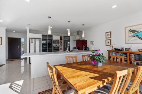 Photo of property in 95 Oriental Parade, Papamoa Beach, Papamoa, 3118