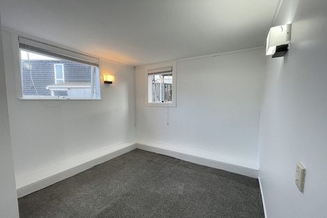 Photo of property in 13 Webb Place, Forrest Hill, Auckland, 0620