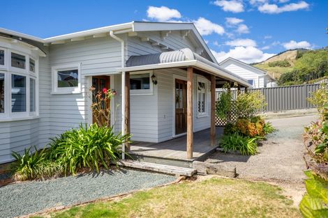 Photo of property in 15 Highfield Grove, Richmond, 7020