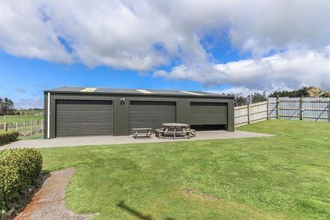 Photo of property in 2599 Mountain Road, Tariki, Stratford, 4394