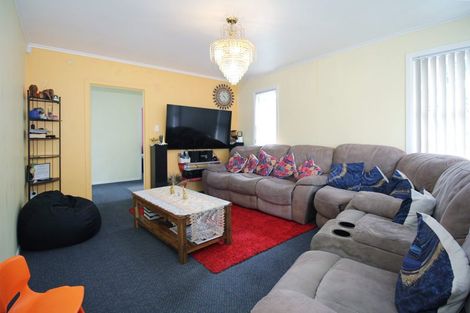 Photo of property in 1/5 Esperanto Road, Papatoetoe, Auckland, 2025