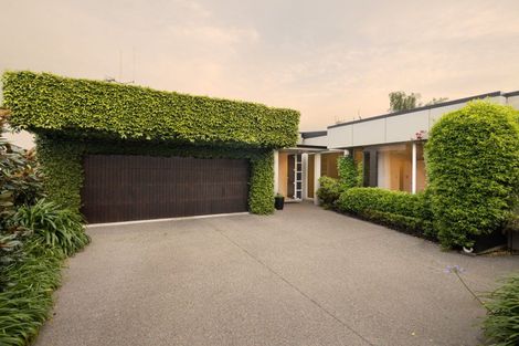 Photo of property in 15 Azure Place, Huntington, Hamilton, 3210