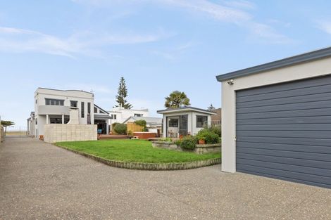 Photo of property in 34 The Esplanade, Westshore, Napier, 4110